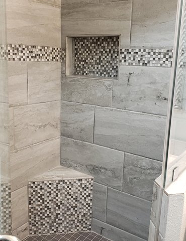 Floors2Interiors Photo Gallery : Bathroom Shower Tile