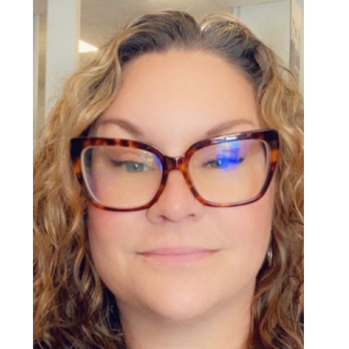 Meagan Johnson Headshot Photo